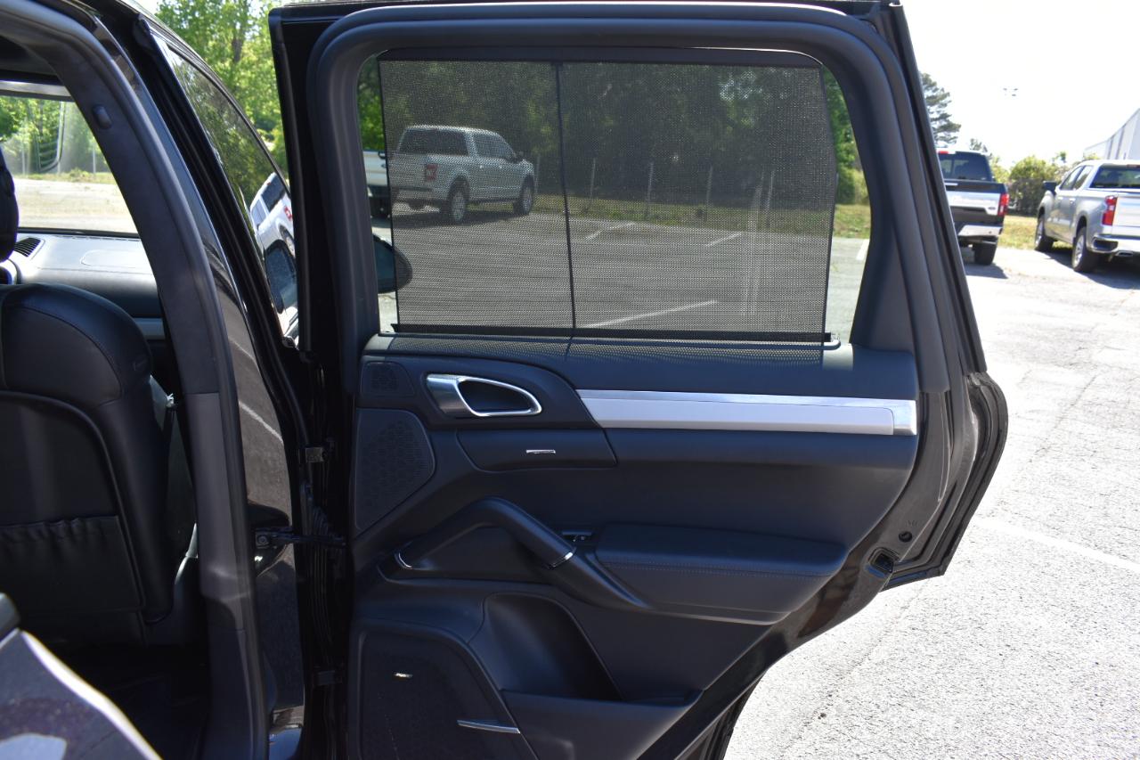 Porsche Cayenne Turbo 2015