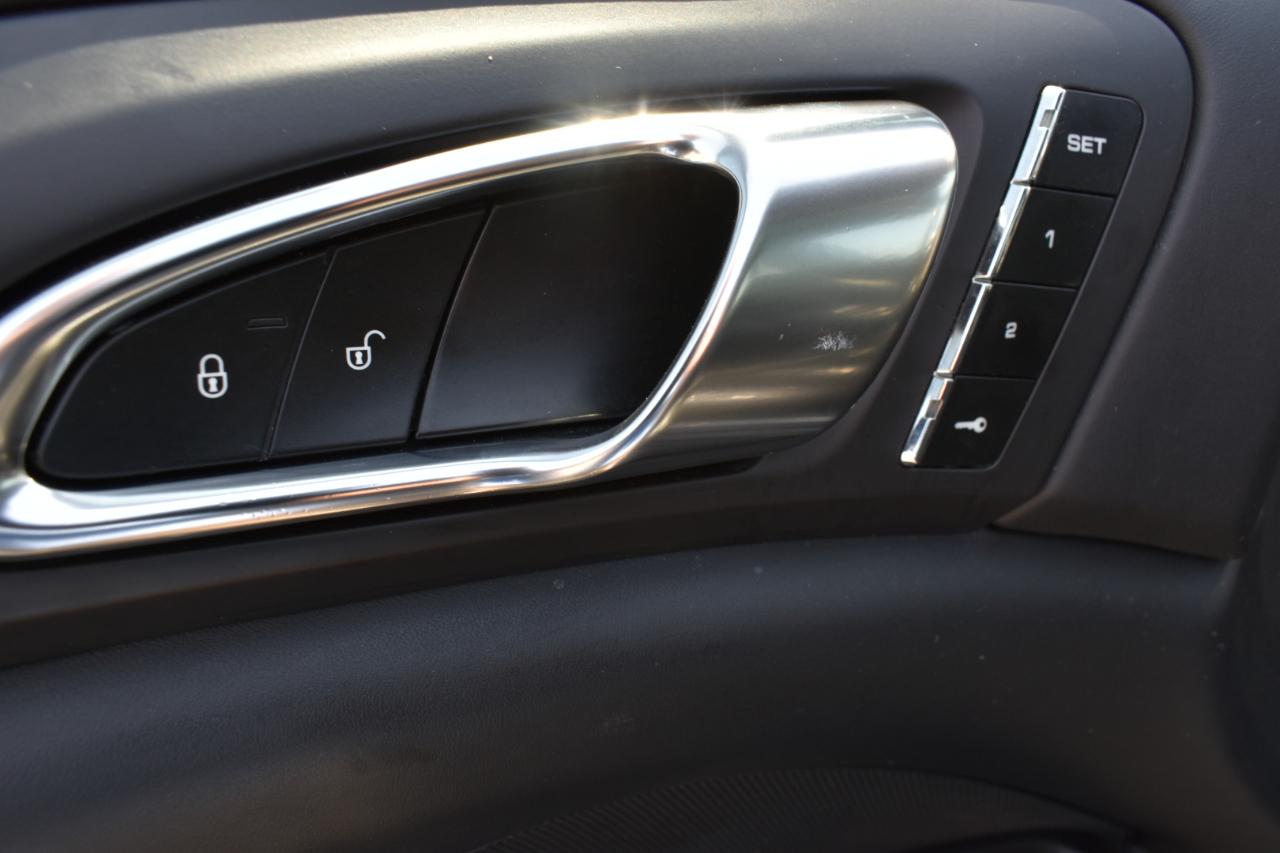 Porsche Cayenne Turbo 2015