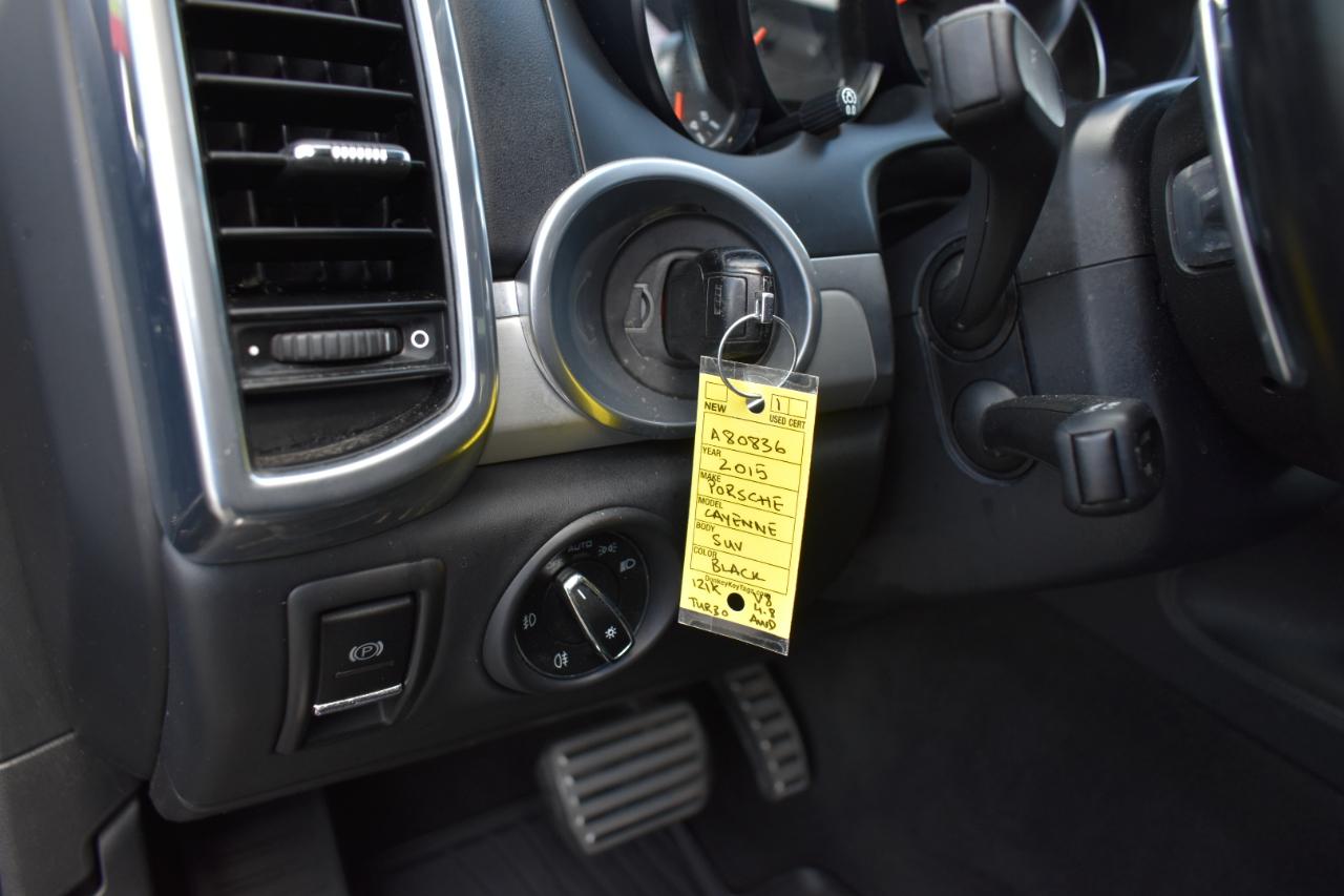 Porsche Cayenne Turbo 2015