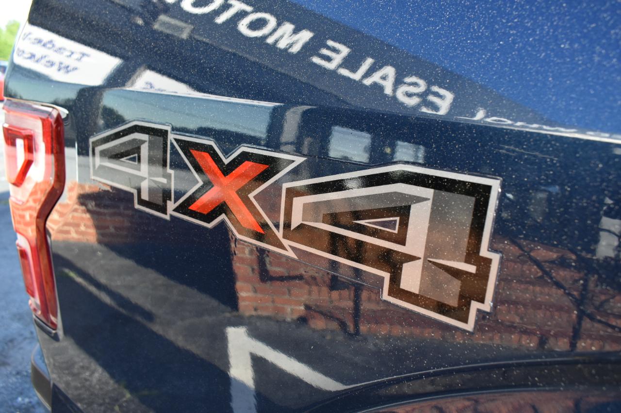 Ford F-150 XLT SuperCrew 4WD 2018