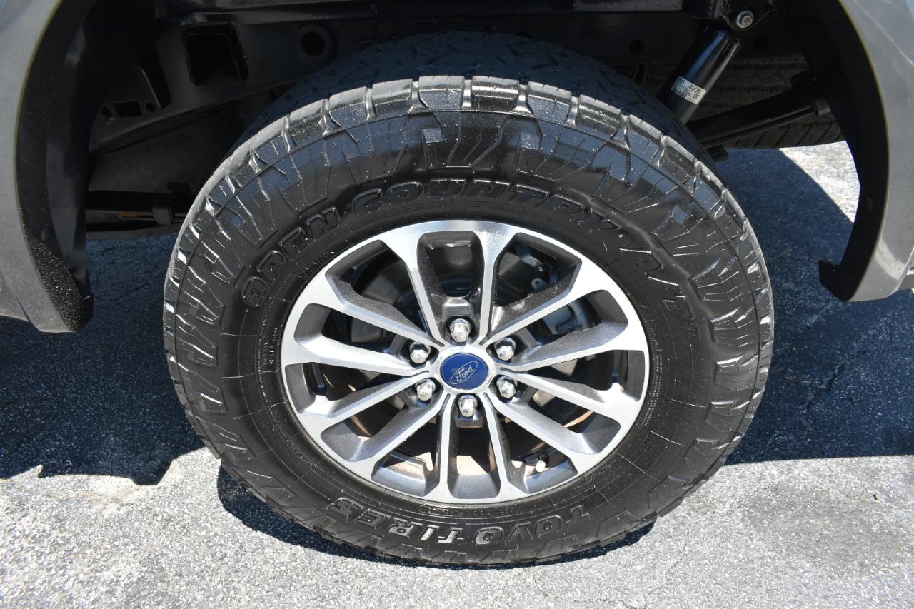 Ford F-150 XLT SuperCrew 4WD 2019