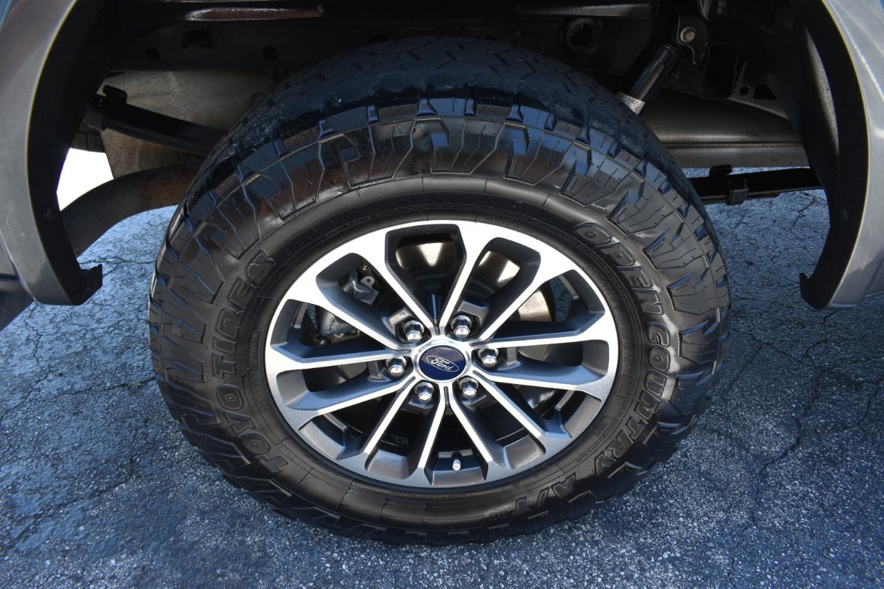 Ford F-150 XLT SuperCrew 4WD 2019