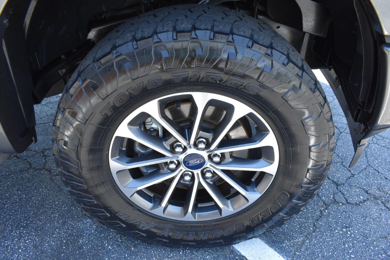 Ford F-150 XLT SuperCrew 4WD 2019