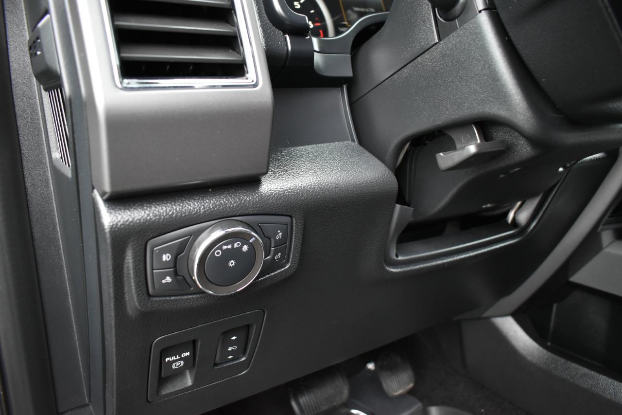 Ford F-150 XLT SuperCrew 4WD 2019
