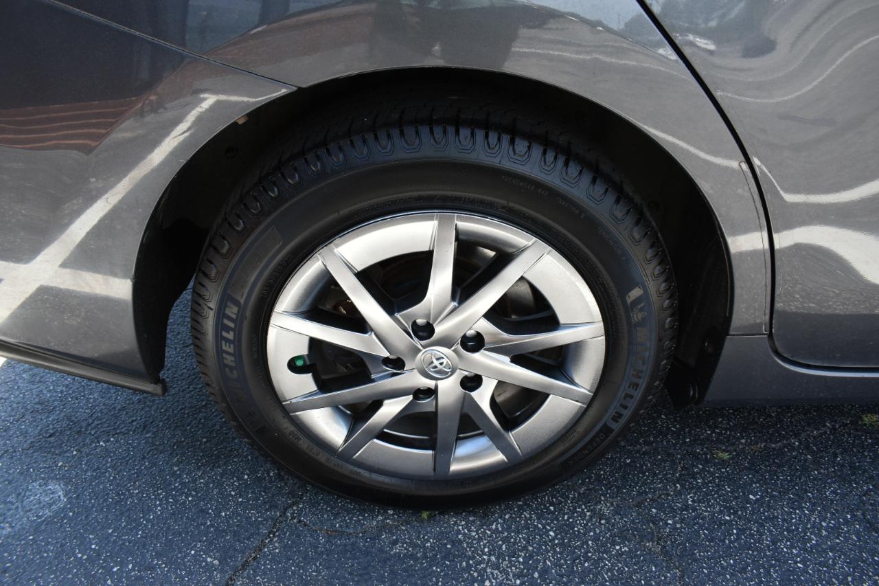 Toyota Prius V Three 2017