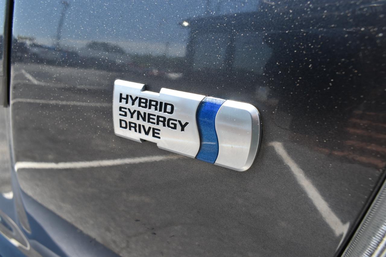 Toyota Prius V Three 2017