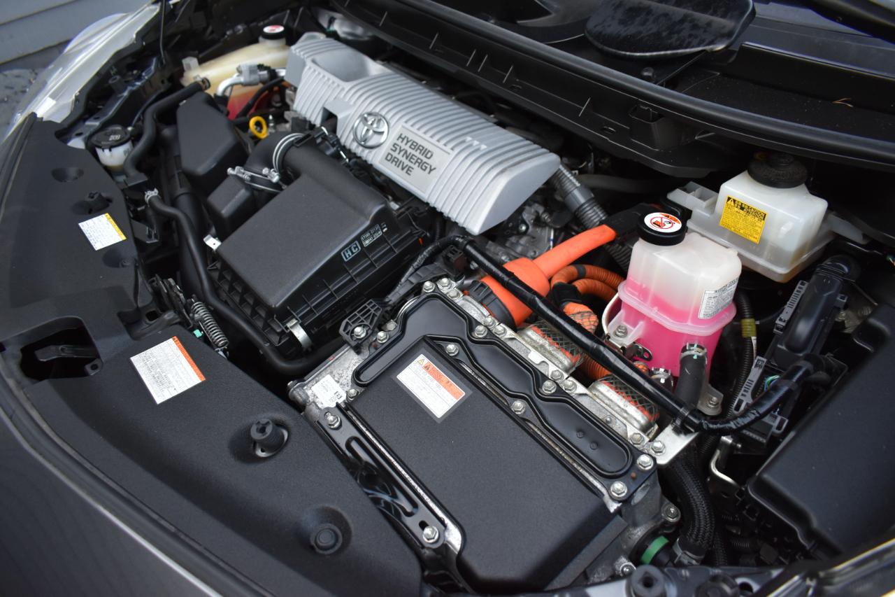 Toyota Prius V Three 2017