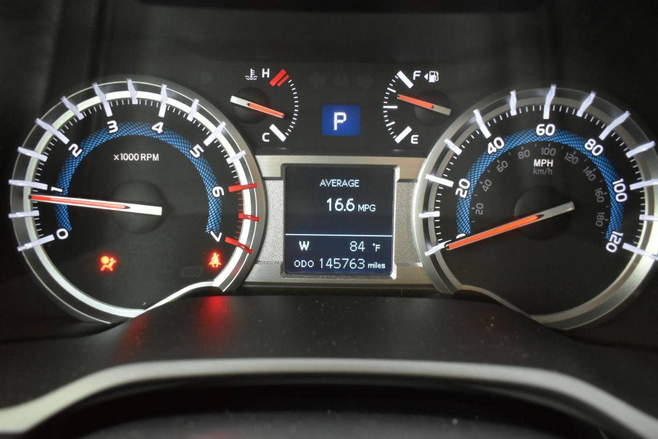 Toyota 4Runner SR5 2WD 2018