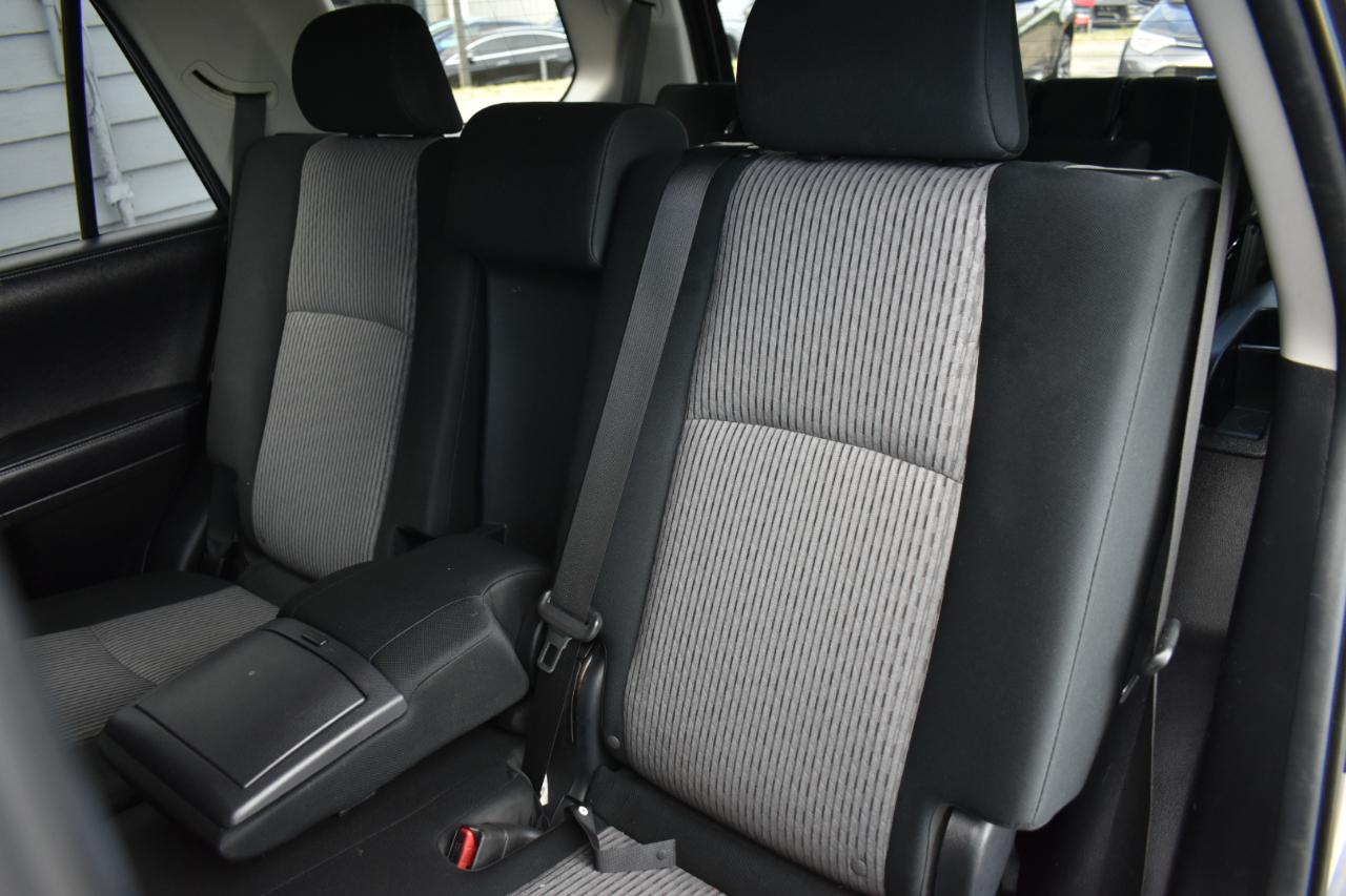 Toyota 4Runner SR5 2WD 2018
