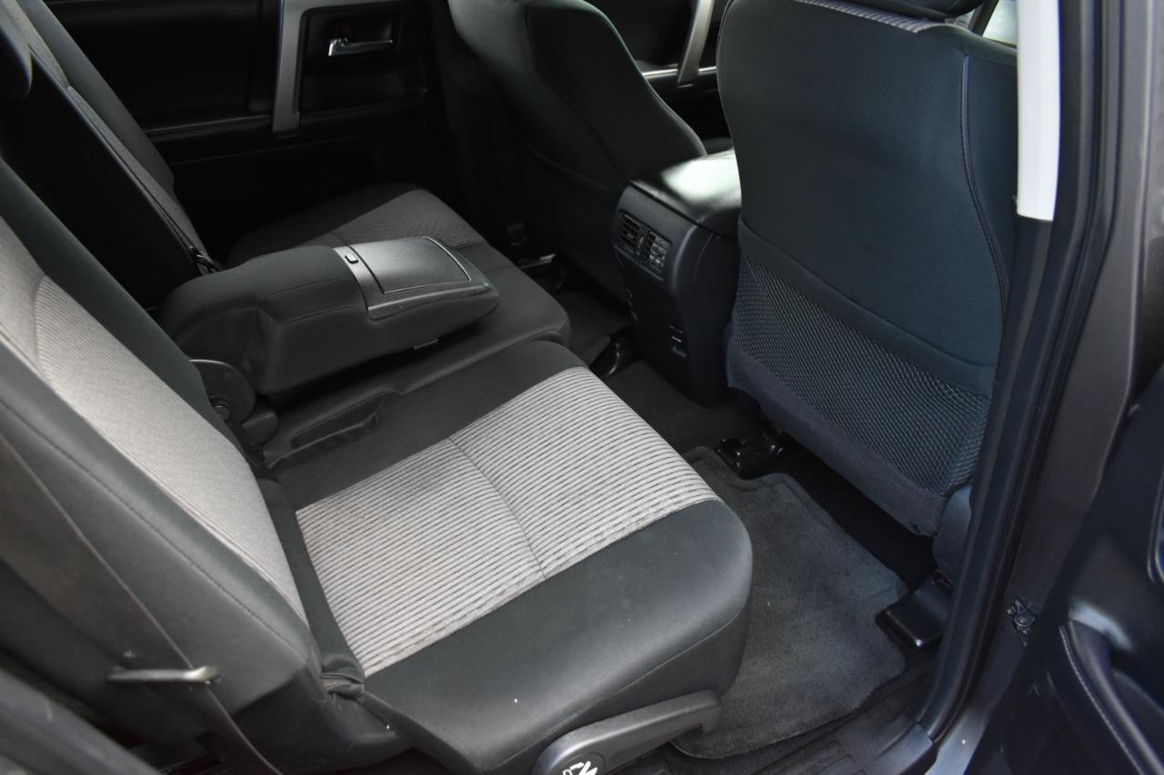 Toyota 4Runner SR5 2WD 2018
