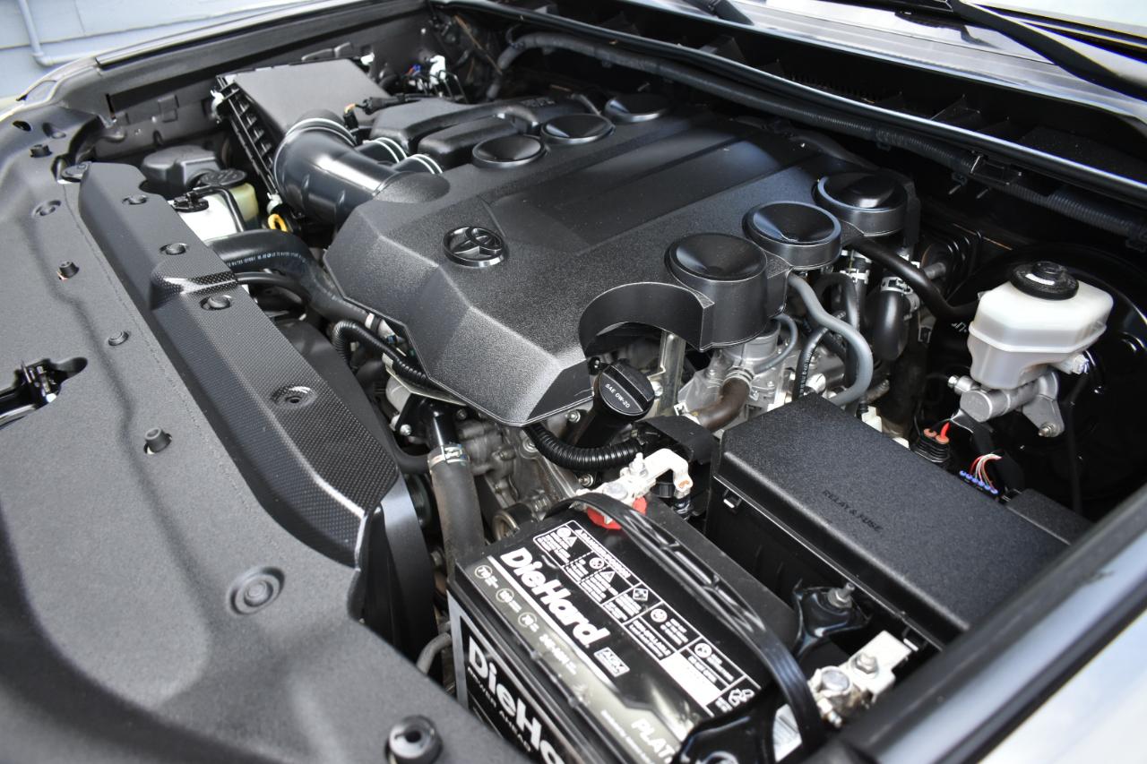 Toyota 4Runner SR5 2WD 2018