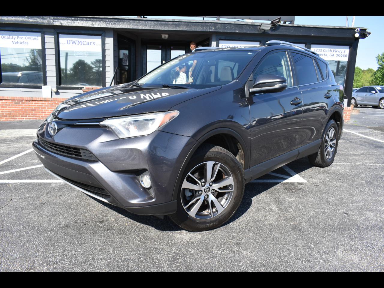 Toyota RAV4 XLE FWD 2016