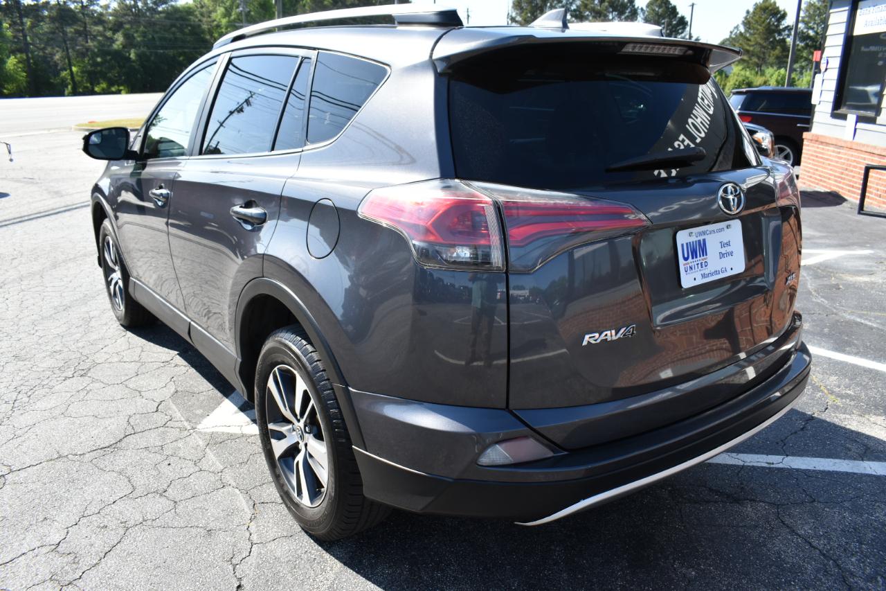 Toyota RAV4 XLE FWD 2016