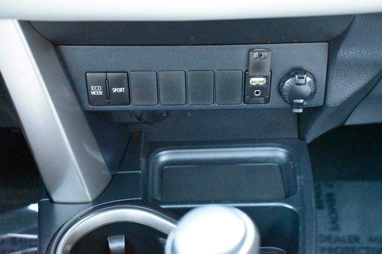 Toyota RAV4 XLE FWD 2016