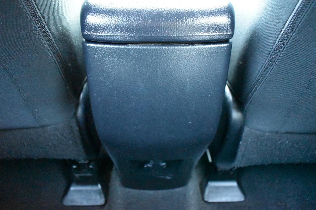 Toyota RAV4 XLE FWD 2016