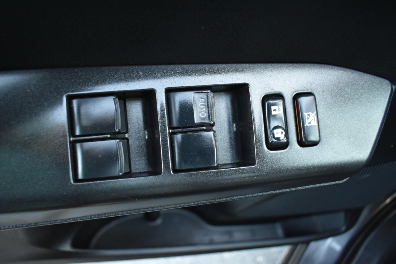 Toyota RAV4 XLE FWD 2016