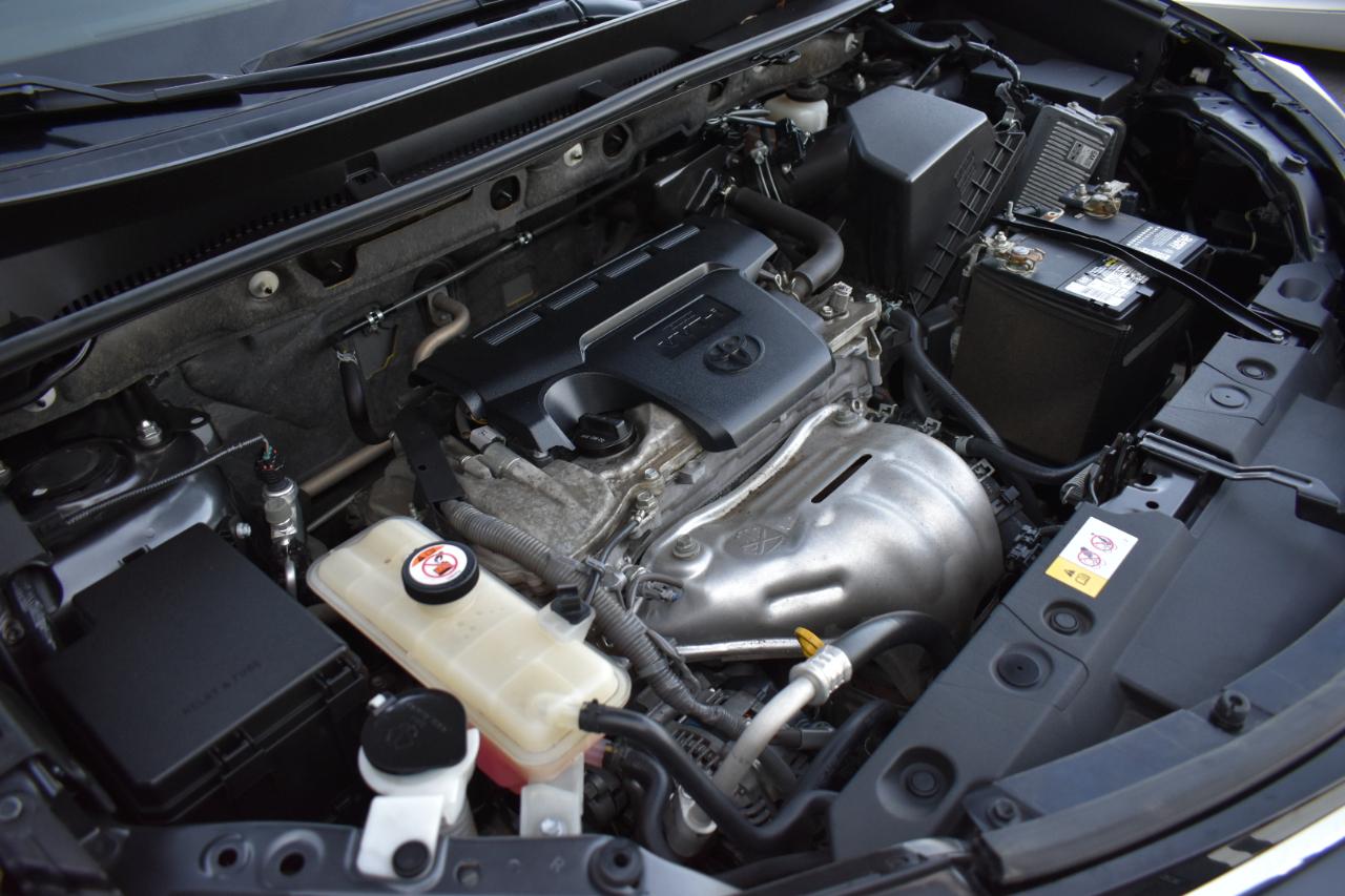 Toyota RAV4 XLE FWD 2016