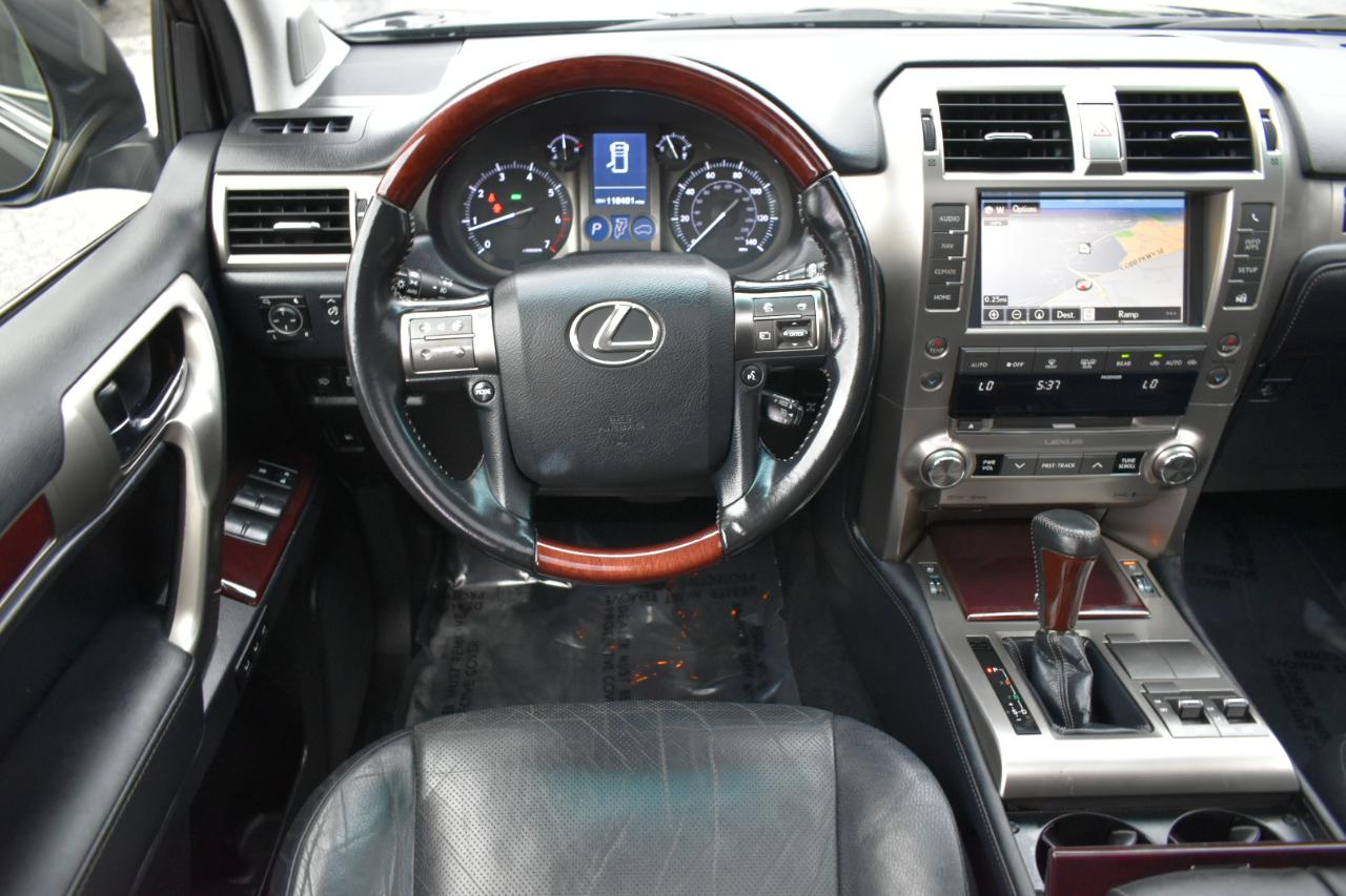 Lexus GX 460 Base 2017