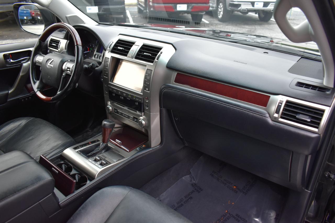 Lexus GX 460 Base 2017