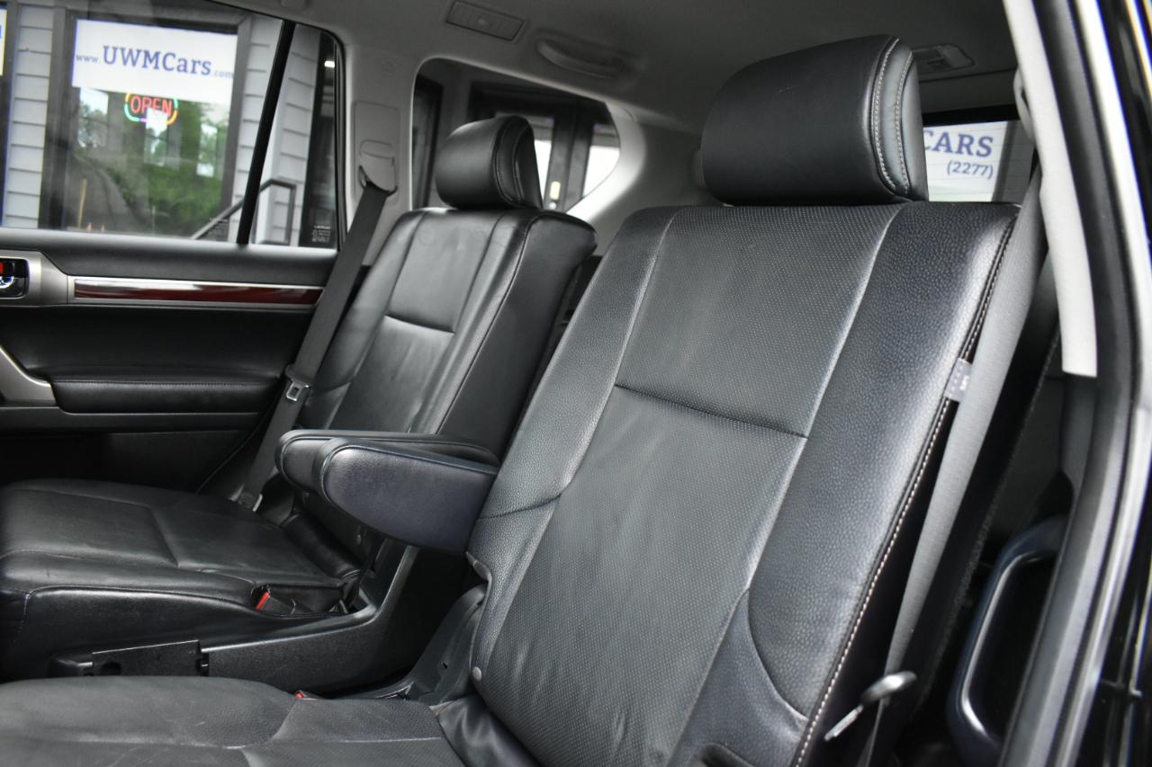 Lexus GX 460 Base 2017