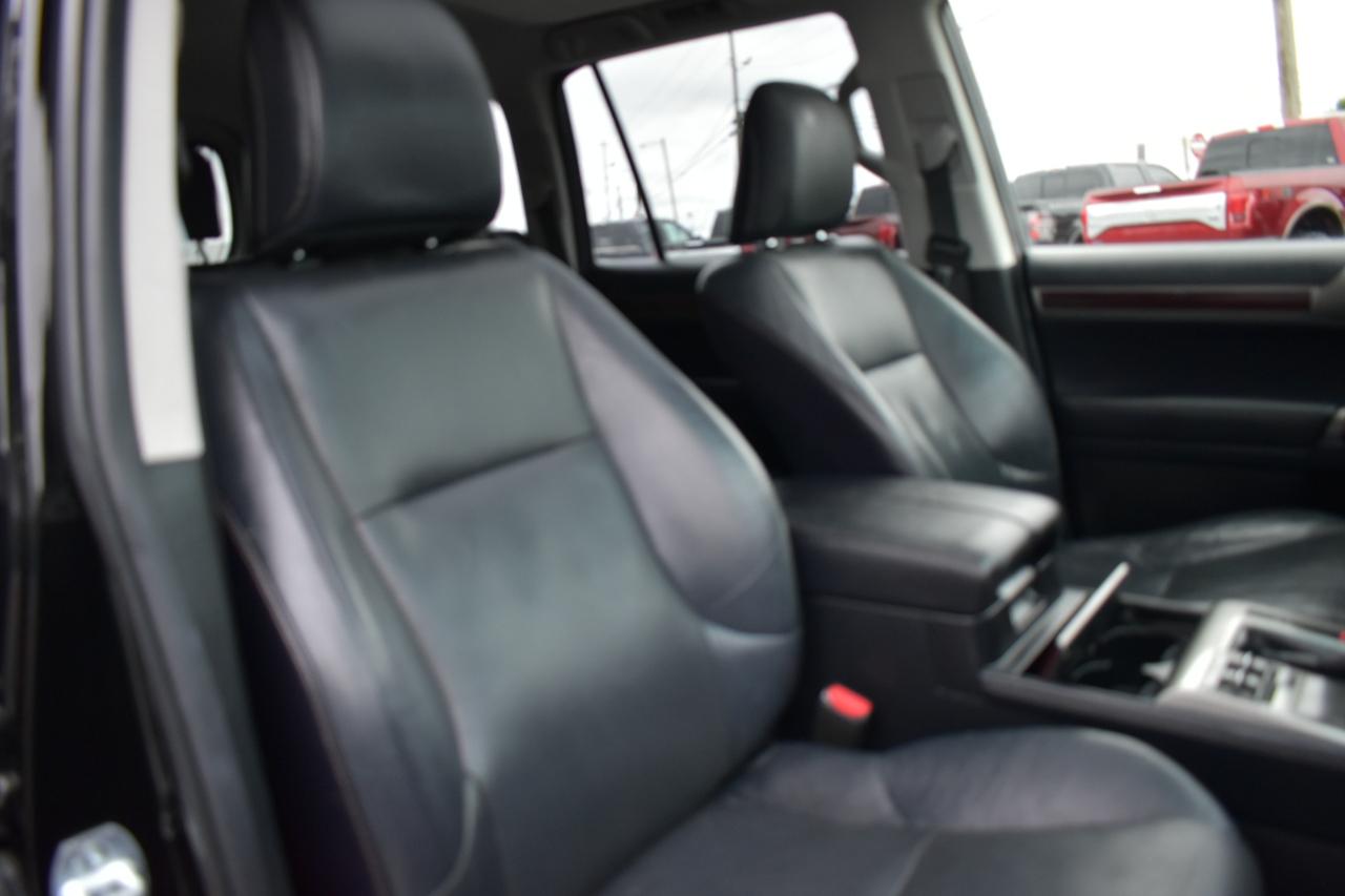 Lexus GX 460 Base 2017