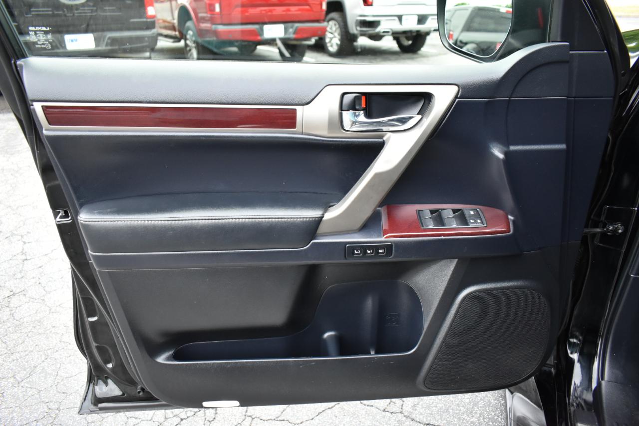 Lexus GX 460 Base 2017