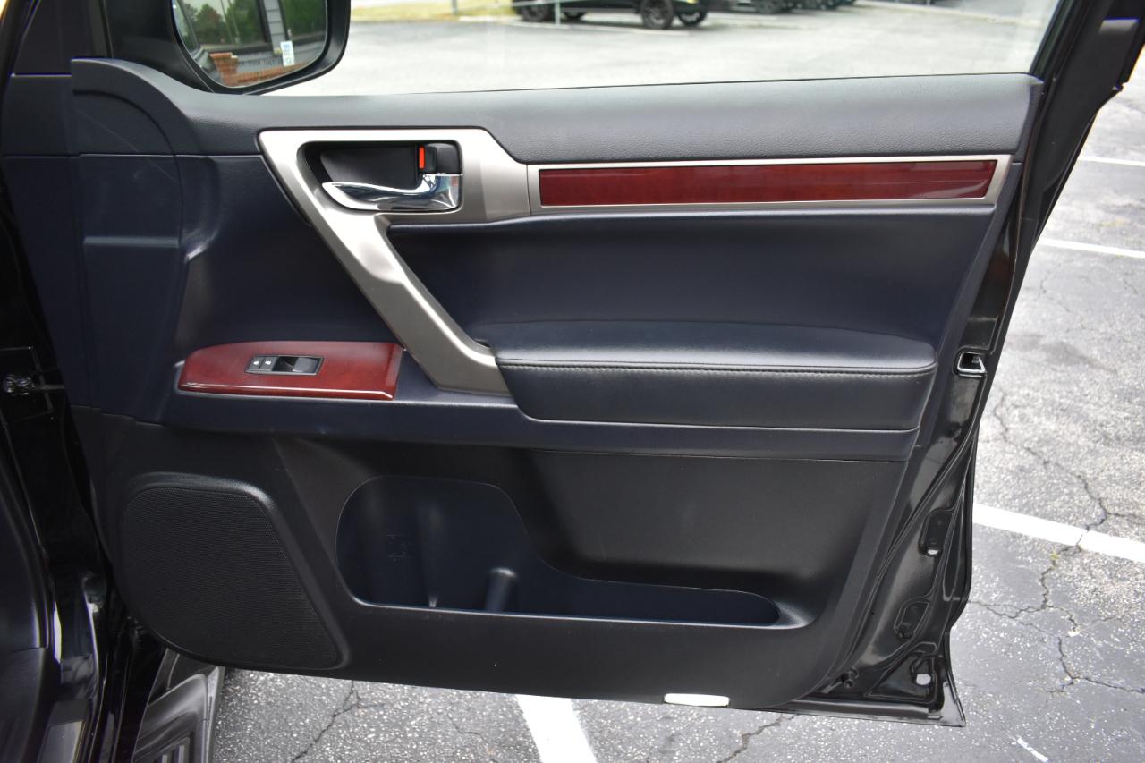 Lexus GX 460 Base 2017