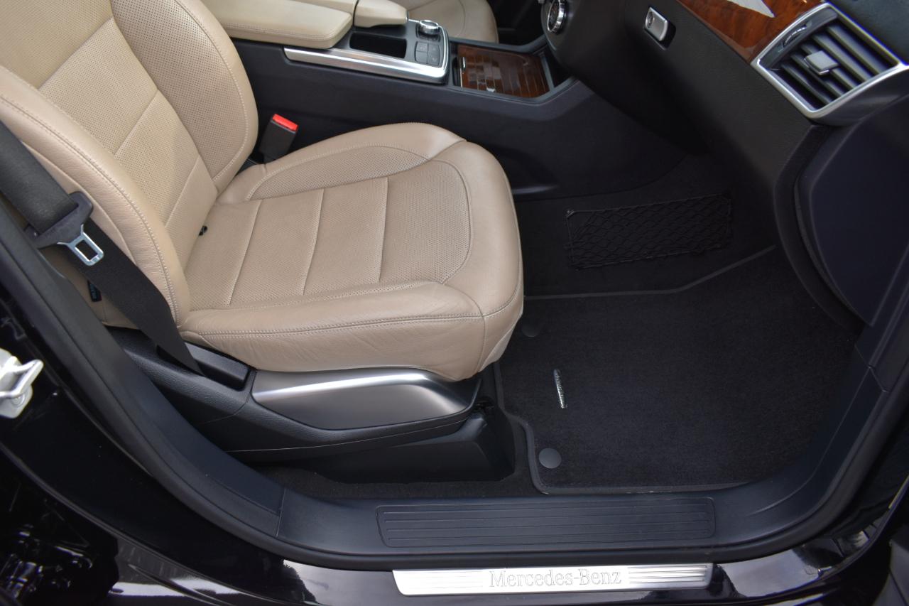 Mercedes-Benz GL-Class GL550 4MATIC 2016