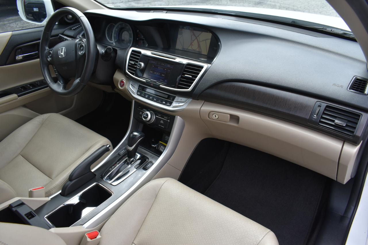 Honda Accord EX-L V6 Sedan AT 2015
