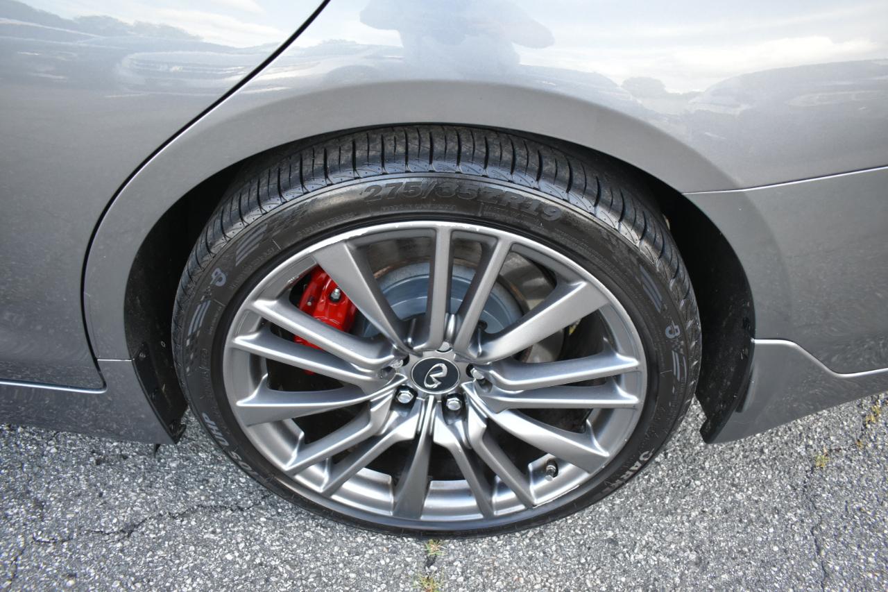 Infiniti Q50 Red Sport 400 2019