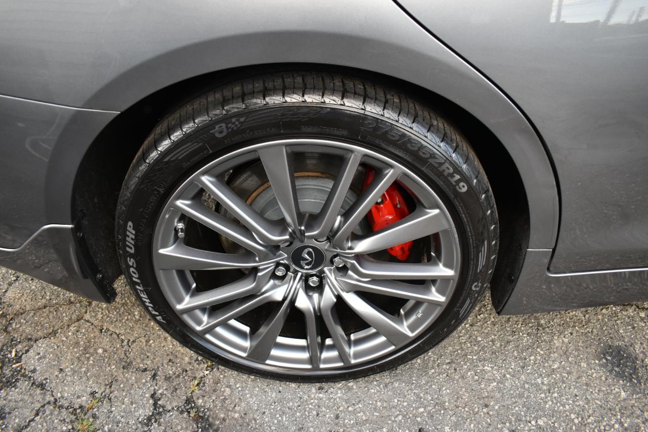 Infiniti Q50 Red Sport 400 2019