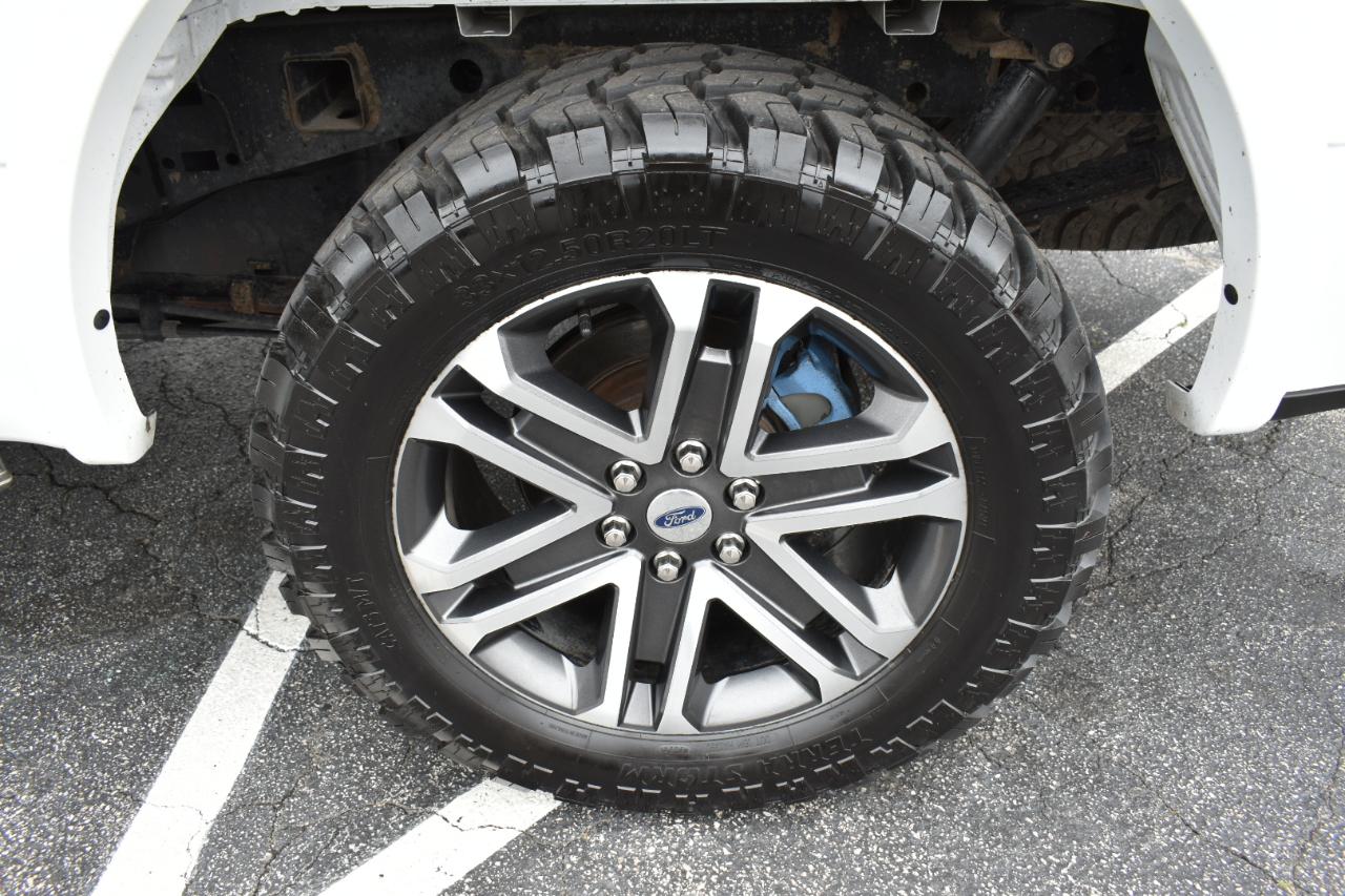 Ford F-150 Lariat SuperCrew 4WD 2017