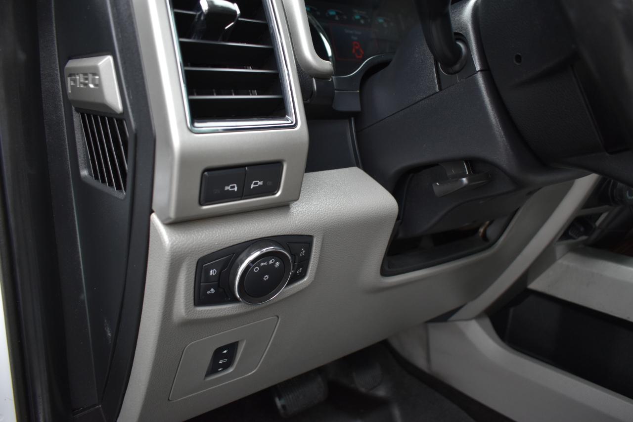 Ford F-150 Lariat SuperCrew 4WD 2017