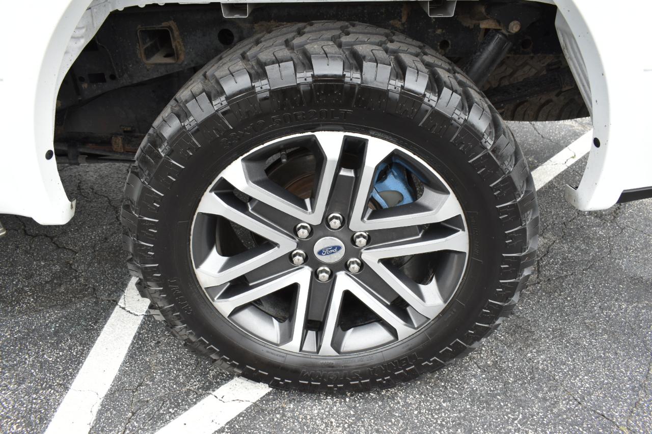 Ford F-150 Lariat SuperCrew 4WD 2017