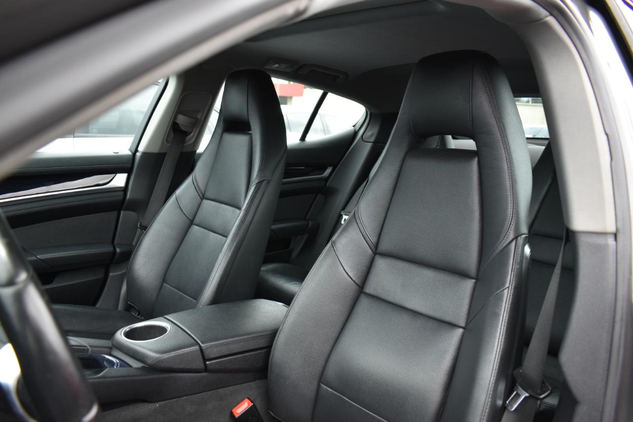 Porsche Panamera 4S AWD 2013