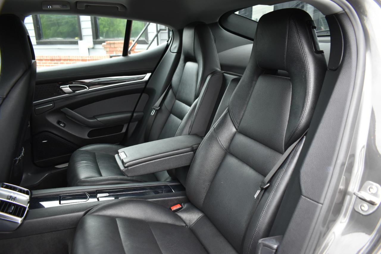 Porsche Panamera 4S AWD 2013