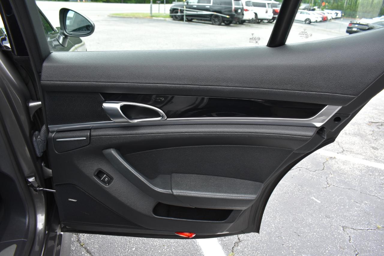 Porsche Panamera 4S AWD 2013