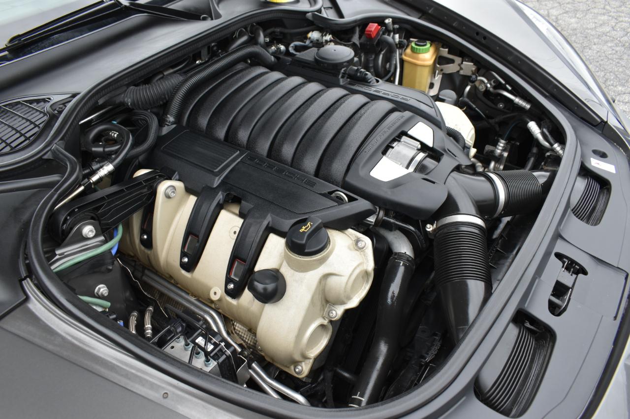 Porsche Panamera 4S AWD 2013