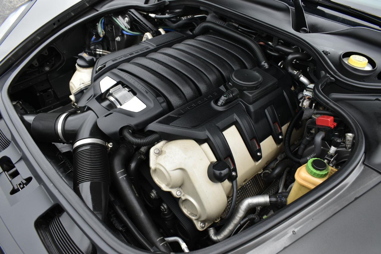 Porsche Panamera 4S AWD 2013