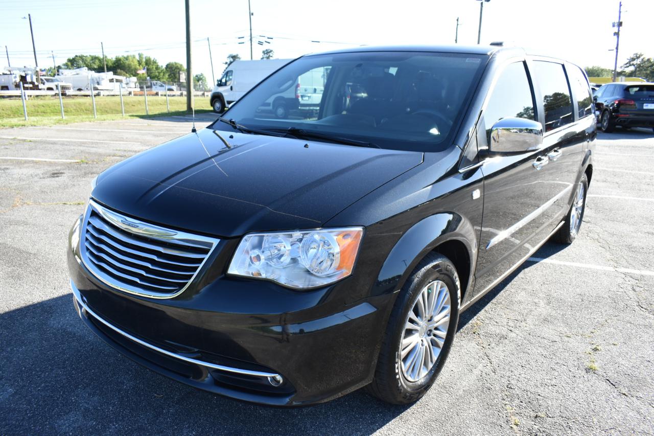 Chrysler Town & Country Touring-L 2014