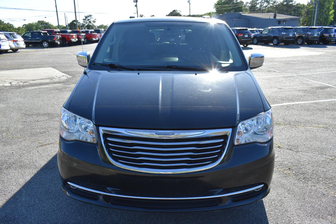 Chrysler Town & Country Touring-L 2014