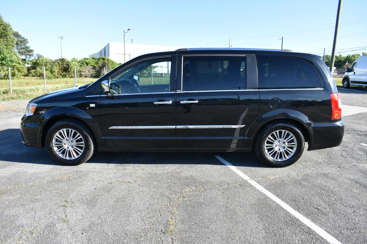Chrysler Town & Country Touring-L 2014