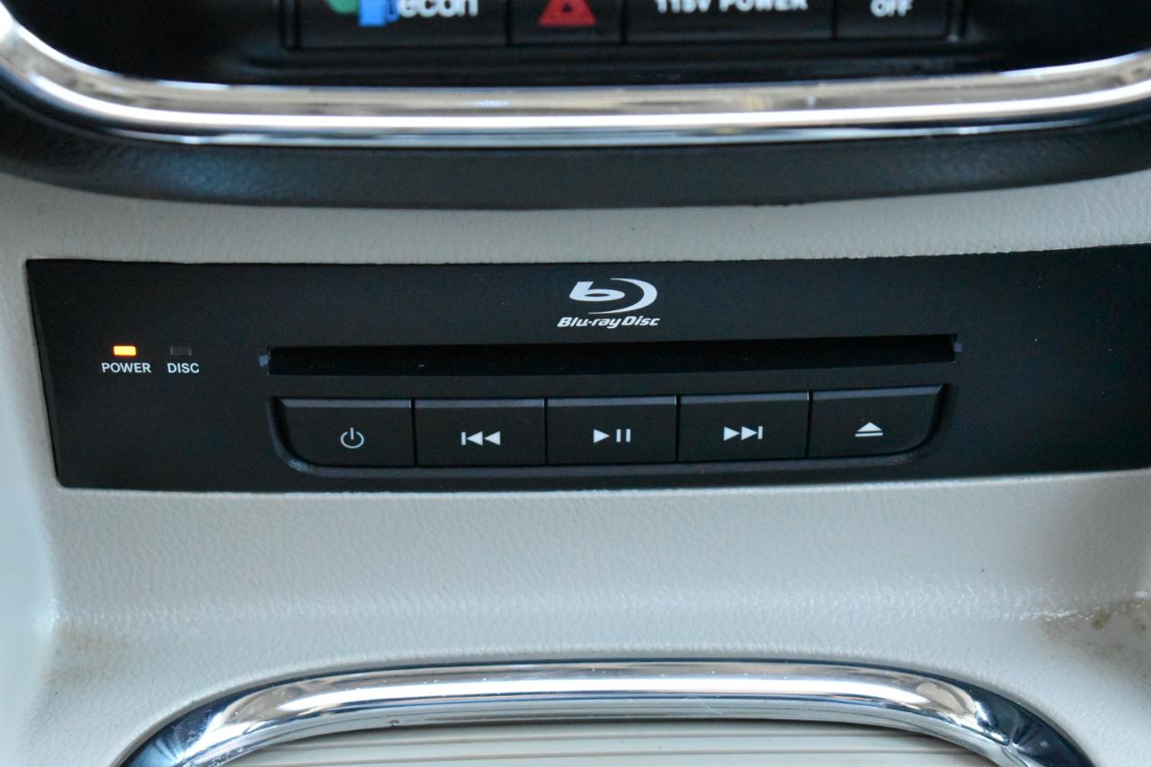 Chrysler Town & Country Touring-L 2014