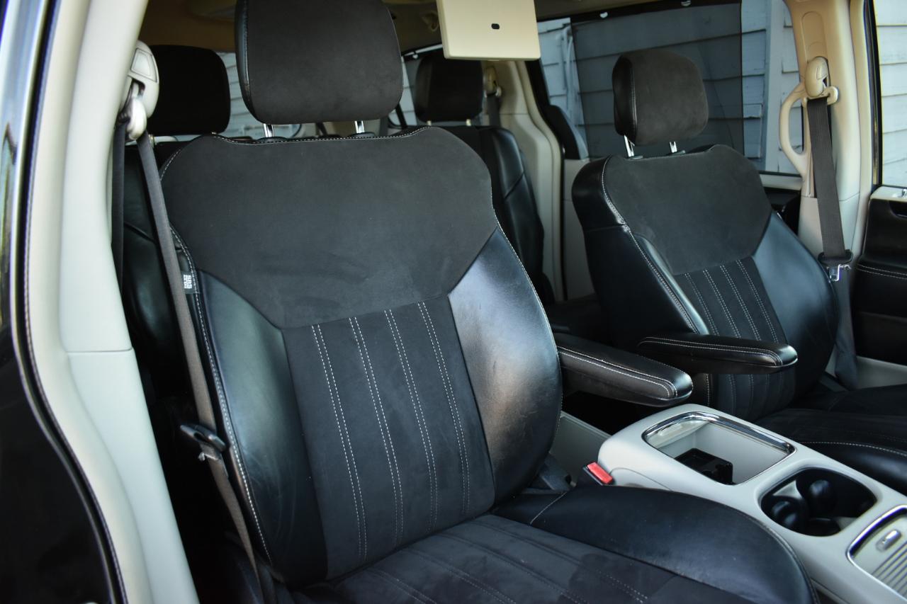Chrysler Town & Country Touring-L 2014