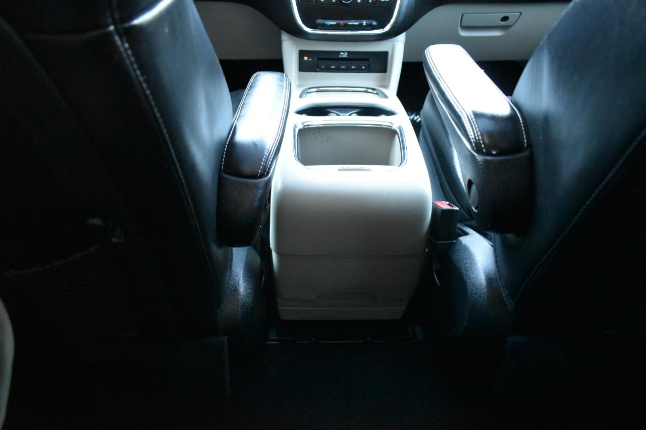 Chrysler Town & Country Touring-L 2014