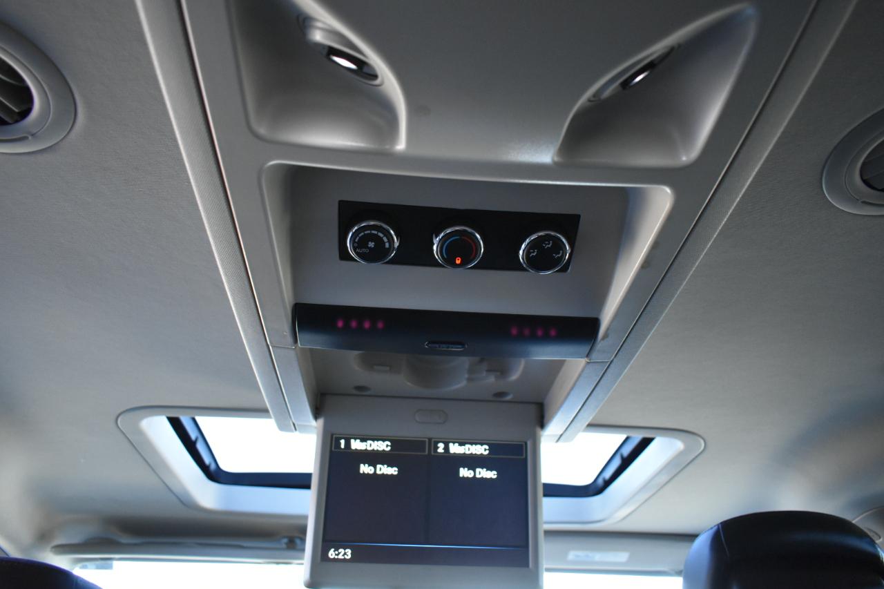 Chrysler Town & Country Touring-L 2014