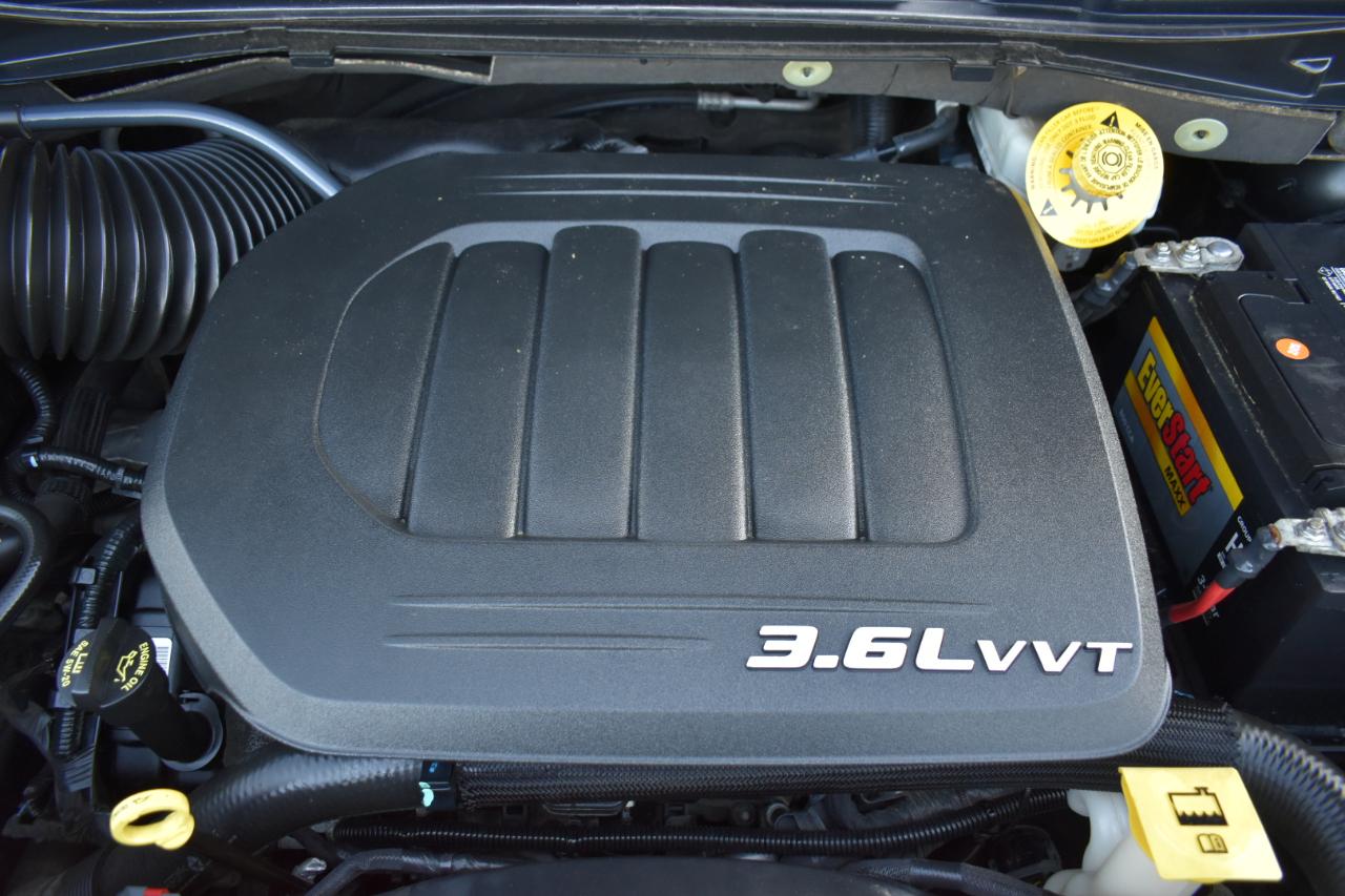 Chrysler Town & Country Touring-L 2014