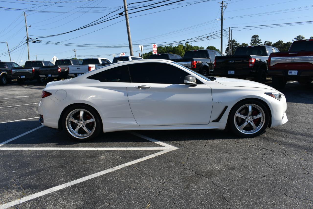 Infiniti Q60 3.0t LUXE RWD 2018