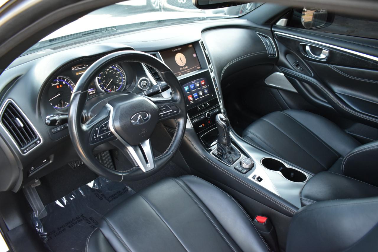 Infiniti Q60 3.0t LUXE RWD 2018