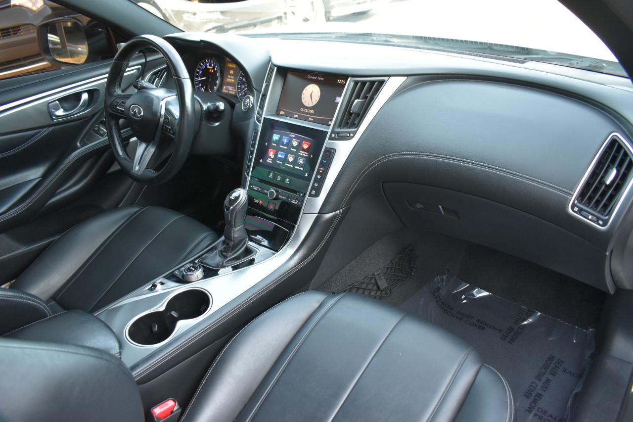 Infiniti Q60 3.0t LUXE RWD 2018